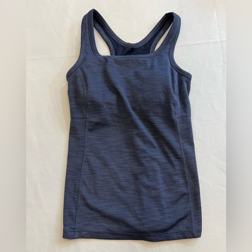 PRANA Women’s Shelf Bra Ribbed Racer Back Tank Top, Size Small.